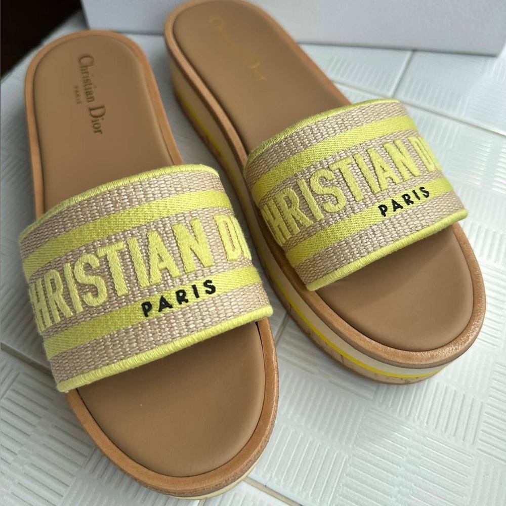 DIOR DWAY SANDALS DIORVIERA EMBROIDERED LEMON YELLOW COTTON 38.5